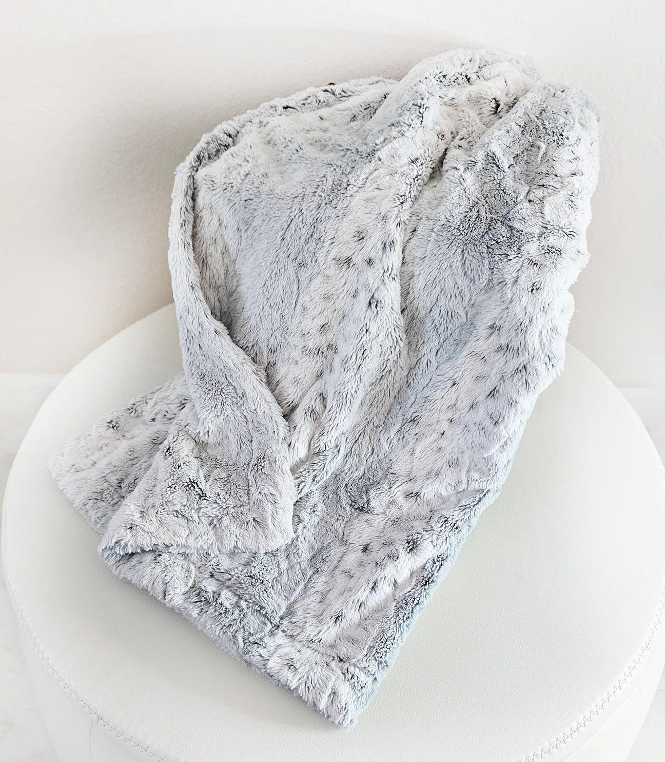 Grey Snow Leopard 60 X 72 Minky Faux Fur Blanket