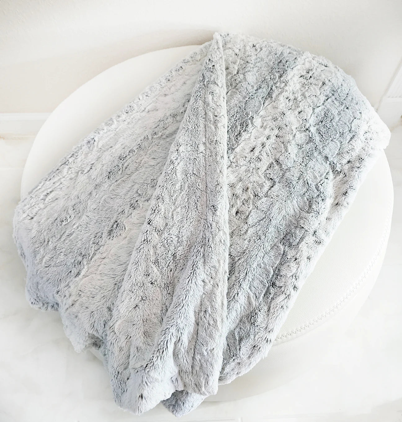 Grey Snow Leopard 60 X 72 Minky Faux Fur Blanket