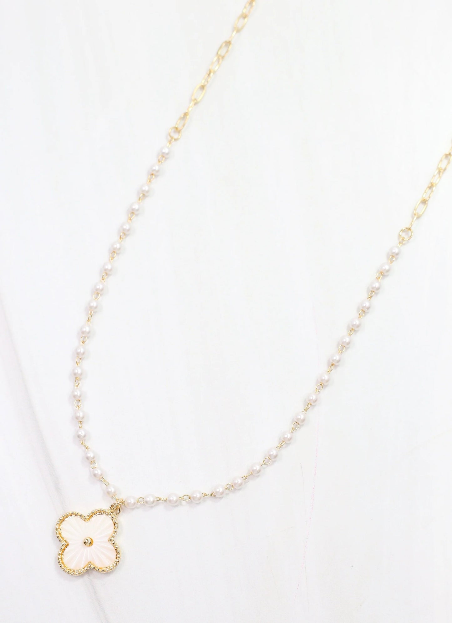 Pedro Pearl Clover Necklace Mother of Pearl