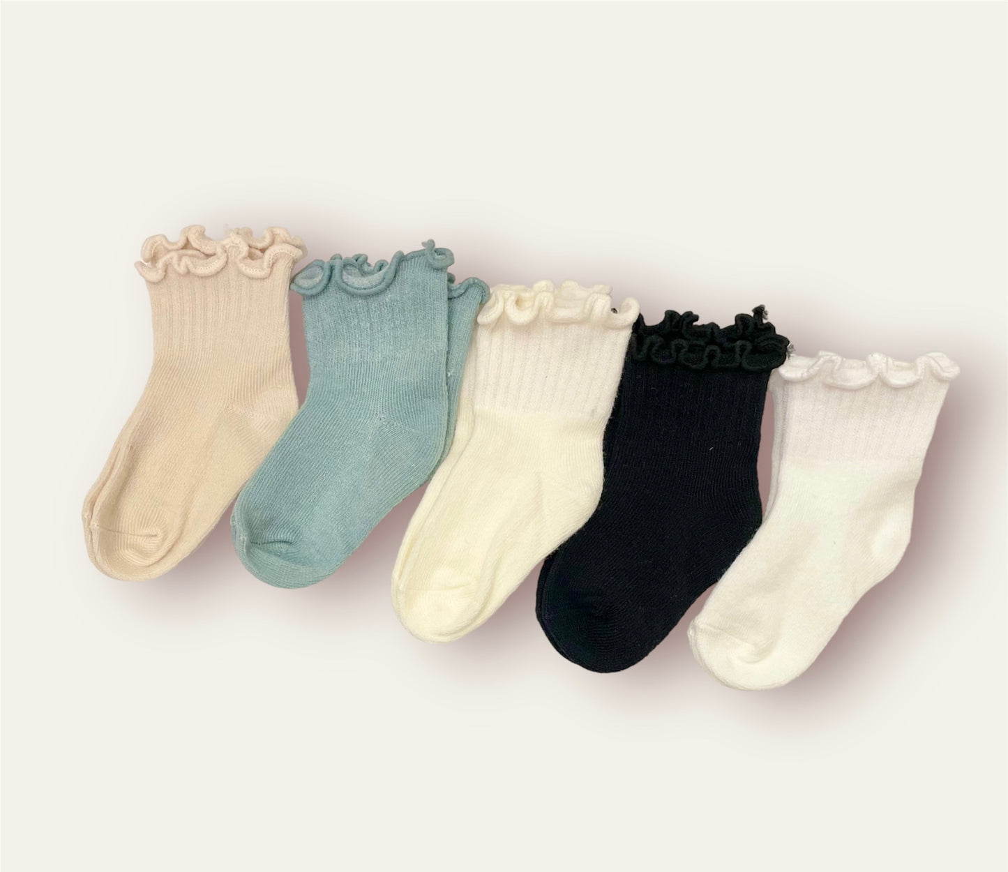 Ruffle Trim Ankle Socks